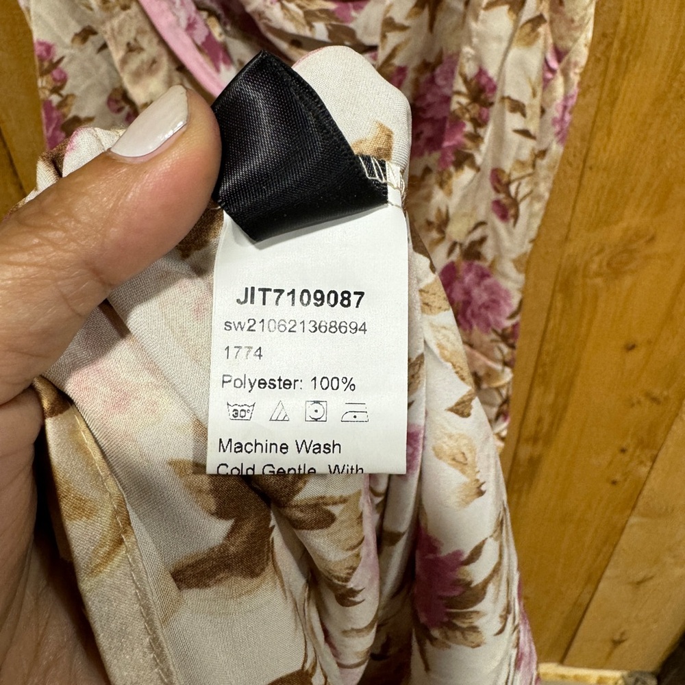 SHEIN Belle Plus Allover Floral Ruched high slit dress - Picture 7 of 7